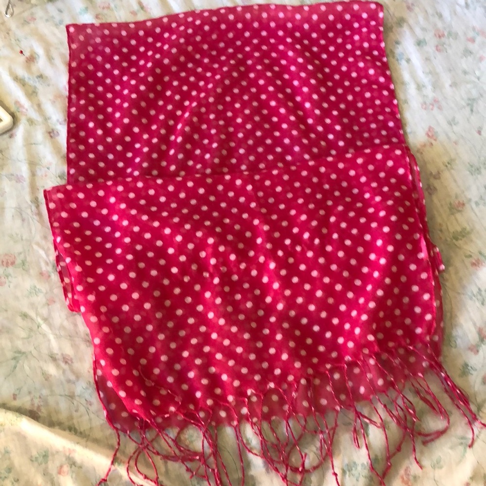 Polkadot scarf